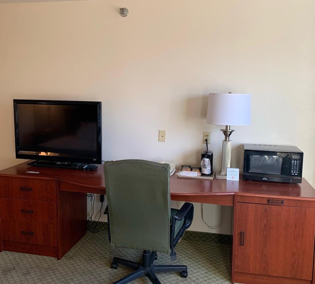 Grandstay Hotel & Suites Becker Bagian luar foto