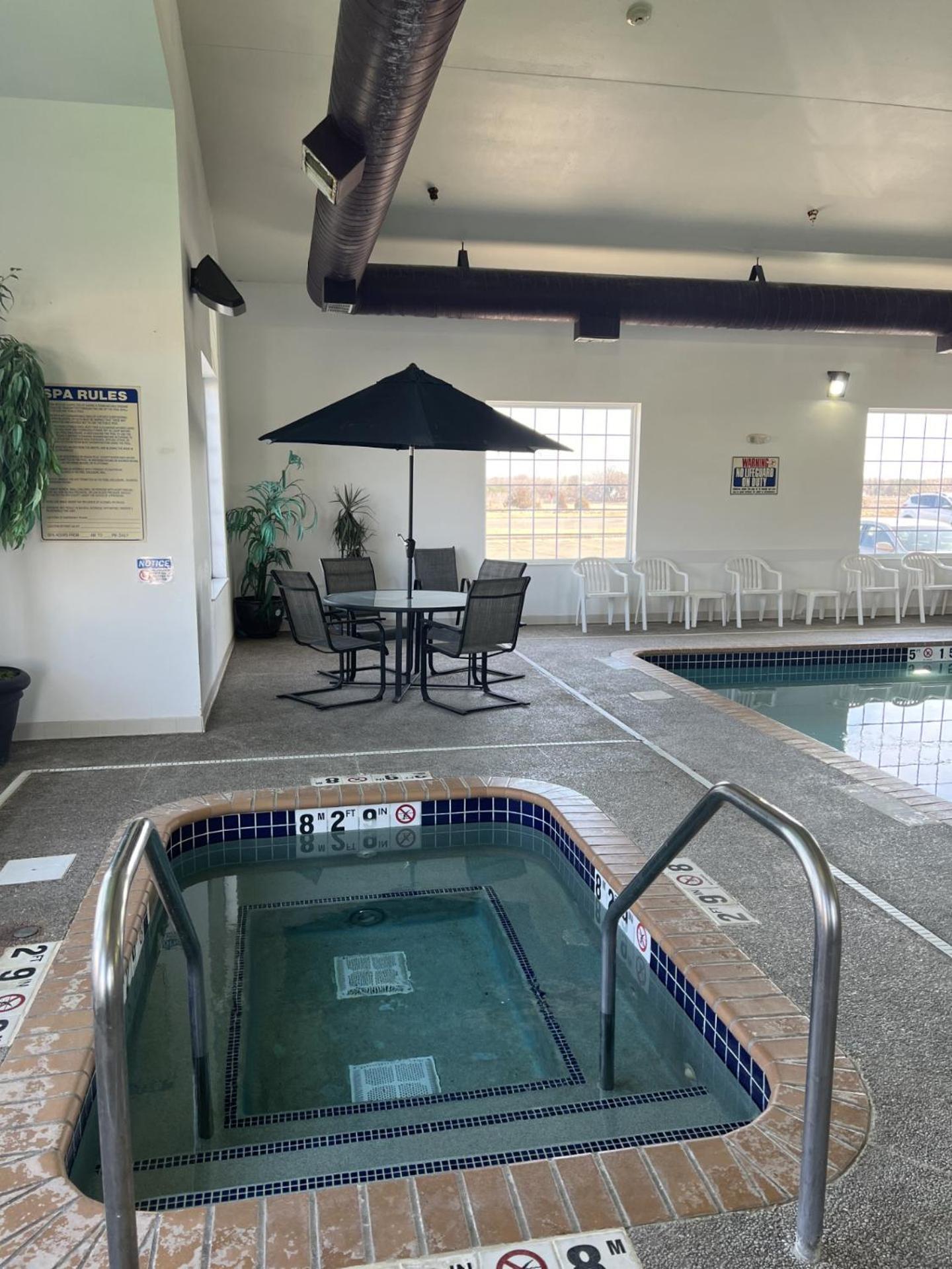 Grandstay Hotel & Suites Becker Bagian luar foto